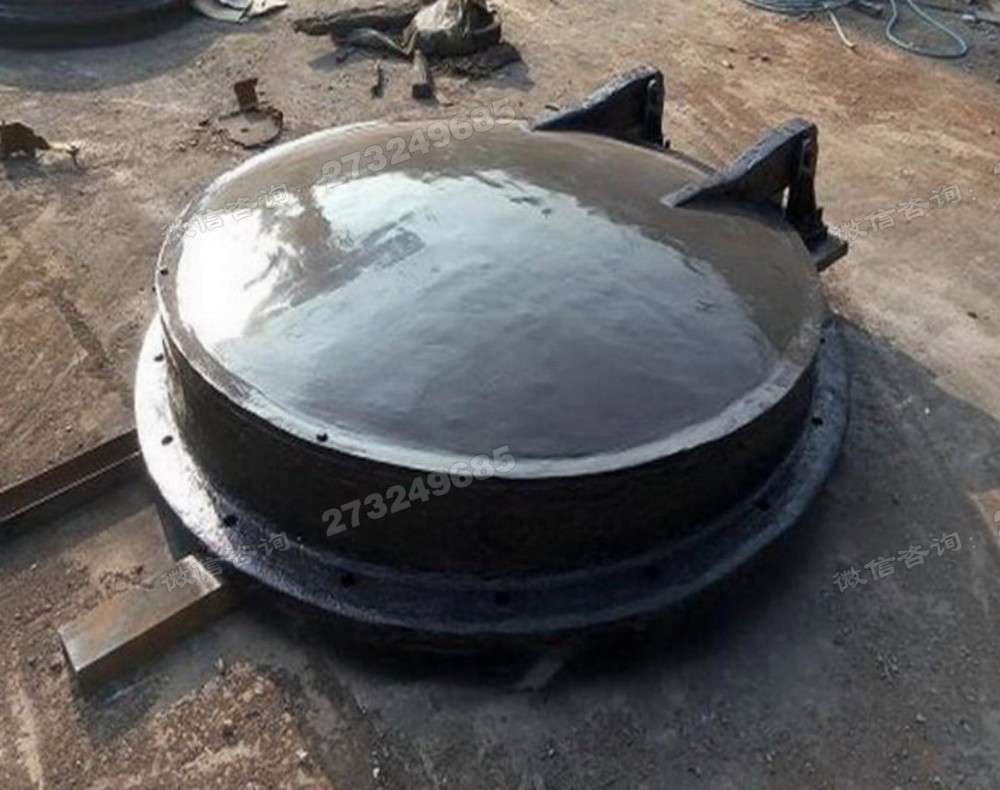 黑色铸铁拍门